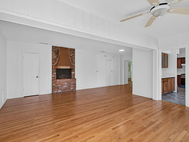4260 Maplewood Pl — Photo 10