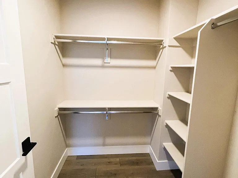Primary Bedroom Walkin Closet