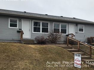 1107 S Annway Dr, Sioux Falls, SD 57103