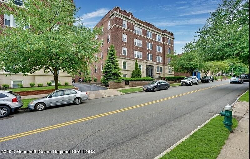 1st image of 192 Claremont Ave #45