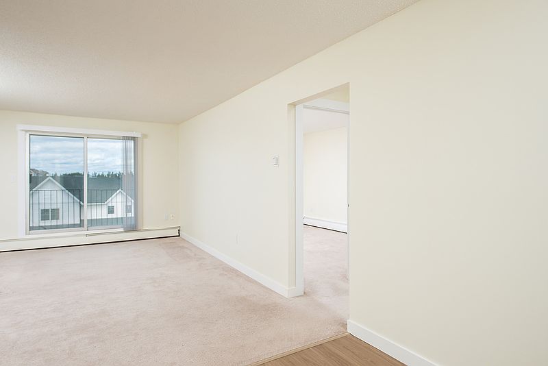 Spruce Grove Apartment for rent - 2 Bedrooms — photo 13