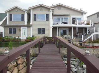 141 Charlotte Dr, Warwick, RI 02818