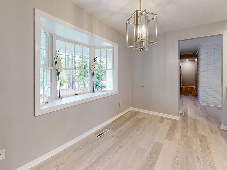 8 Shadow Dr — Photo 12