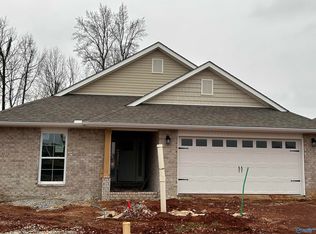 19844 Redhawk Dr, Athens, AL 35611