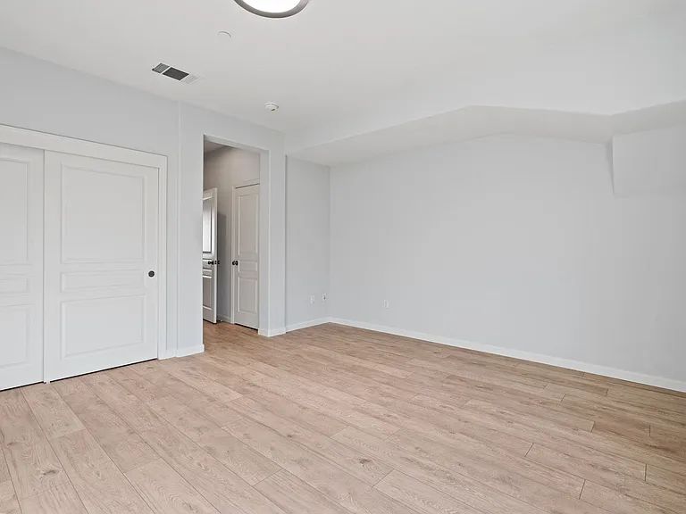 835 Transill Cir — Photo 17