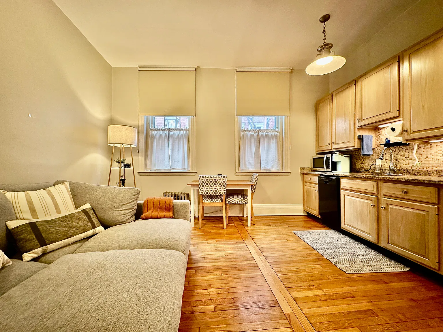 68 Phillips St — Photo 3
