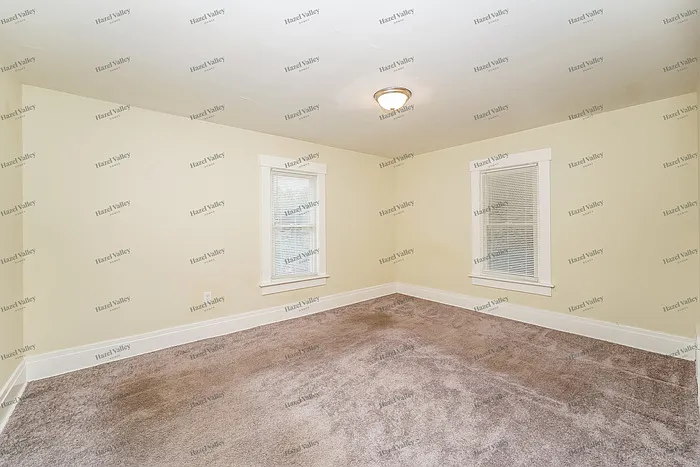 191 Gale St — Photo 11
