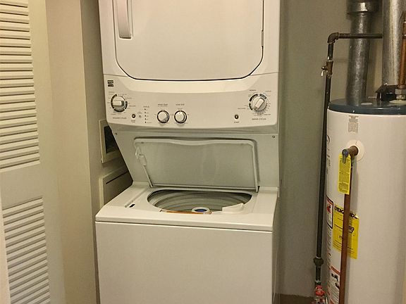 3 In-Unit Washer : Dryer + Private Water Heater Flo-Mar Terr