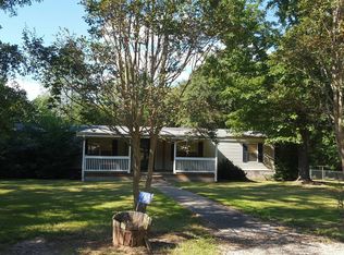 1657 Butterfly Ln, Statham, GA 30666