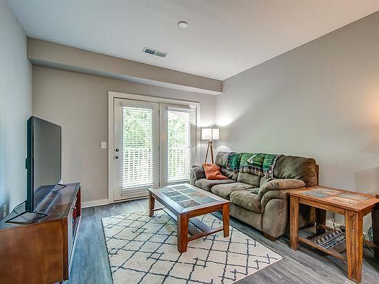 Photo of similar unit