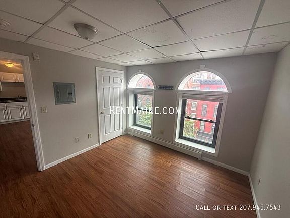 3rd image of 35 Main St APT 45