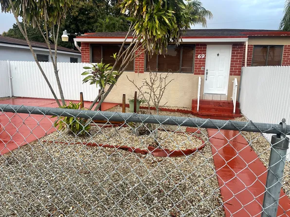 69 E 50th Pl #3/2, Hialeah, FL 33013