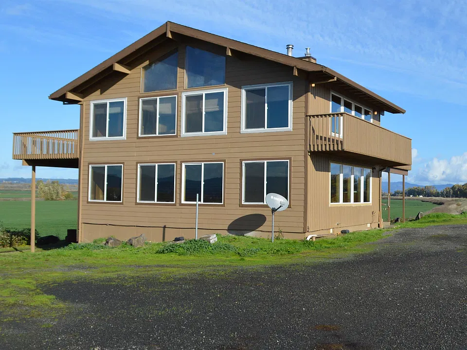 37037 Ellis Farm Rd