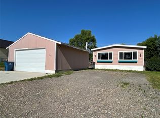 107 4th St N, Cascade, MT 59421