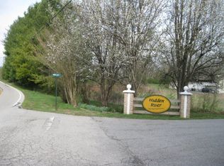 15 Hidden River Ave, Sparta, TN 38583