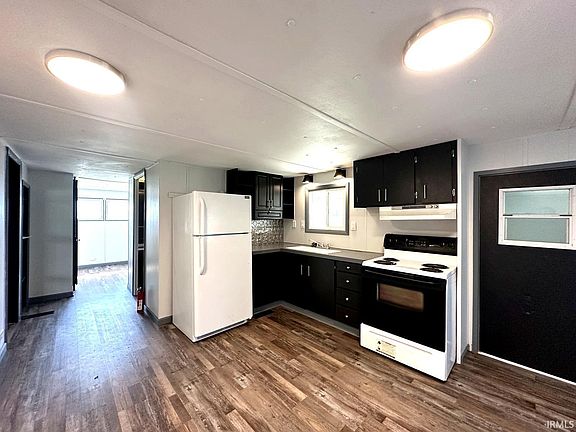 3rd image of 3707 Tunnelton Rd