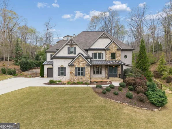 5055 Pointer Rdg, Flowery Branch, GA 30542