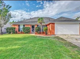 122 Long Pointe Dr, Mary Esther, FL 32569