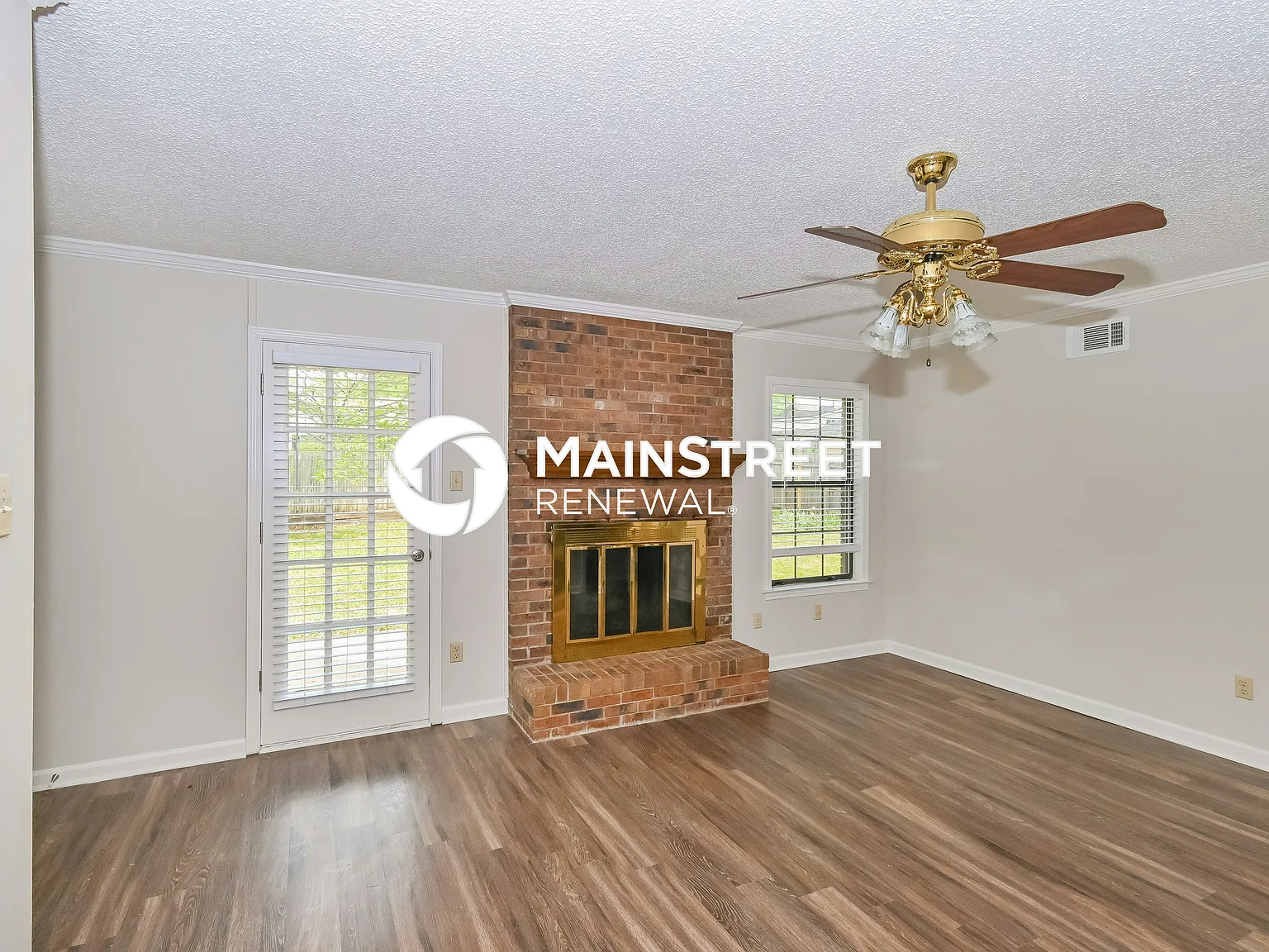 6338 Northampton Dr — Photo 3