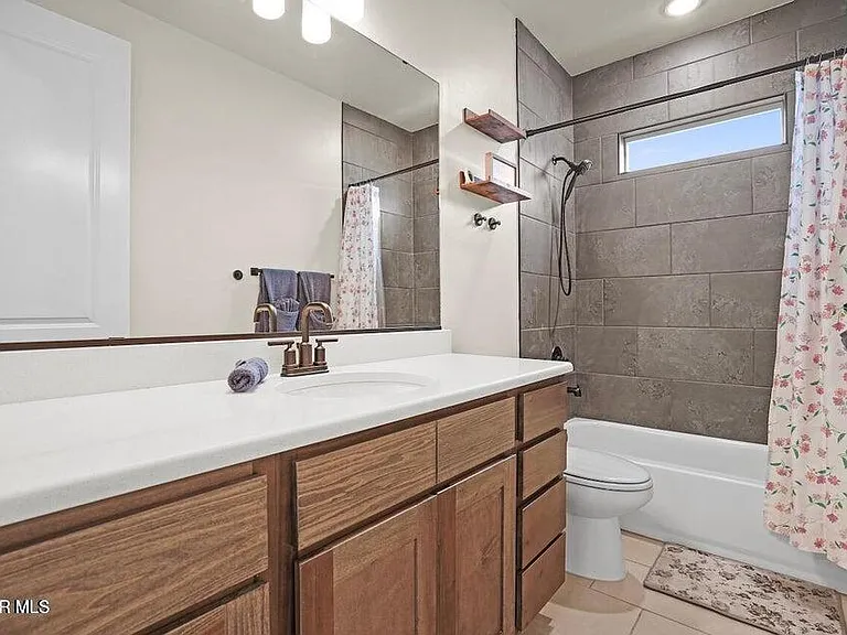 13183 Emerald Isle St — Photo 18