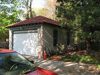 Detached Garage