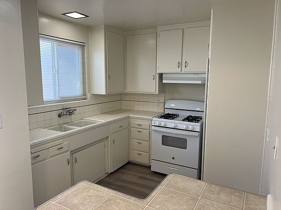 3rd image of 400 N Atlantic Blvd #400B