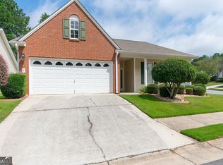 47 Silhouette Ct, Newnan, GA 30265