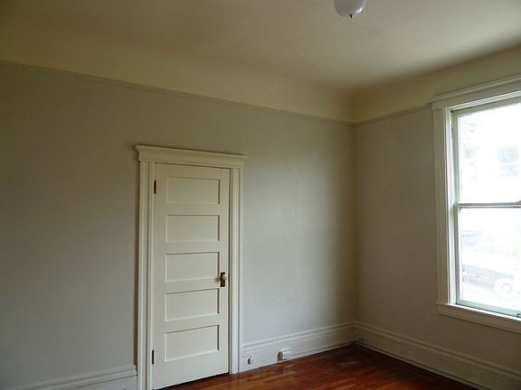 4th image of 4450 20th St