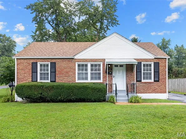 1150 S New Florissant Rd, Florissant, MO 63031