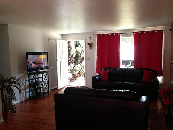 3rd image of 11315 Sunnyside Ave N