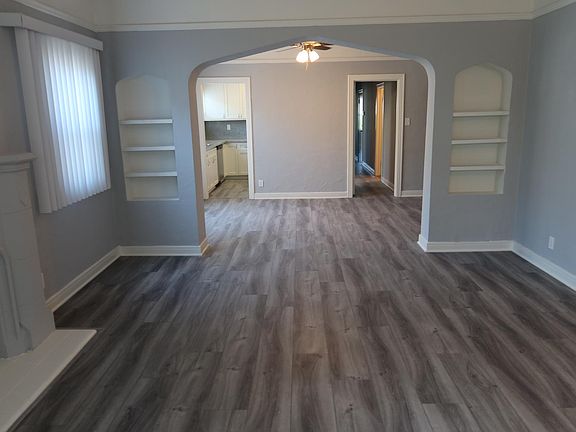3rd image of 445 N Genesee Ave #445.5