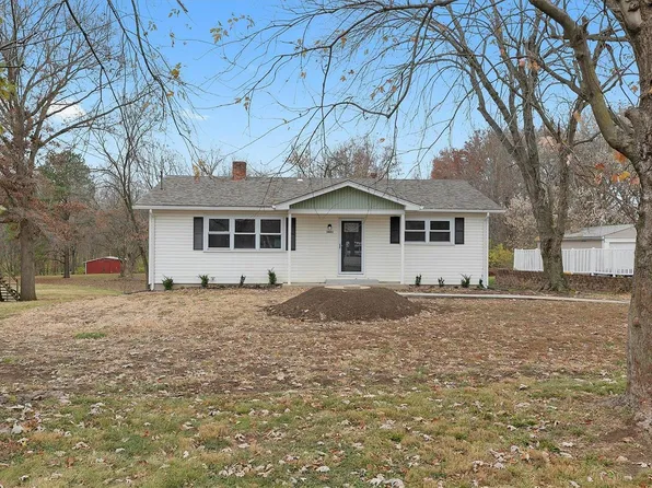 3841 State Route 159, Smithton, IL 62285