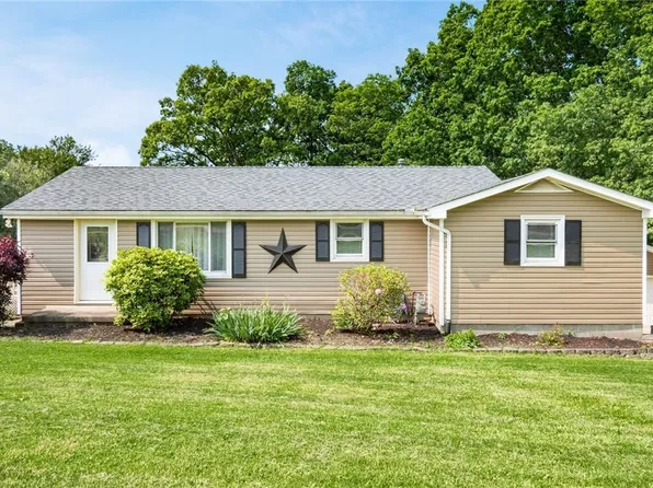 3125 Jenkins Dr, Zanesville, OH 43701