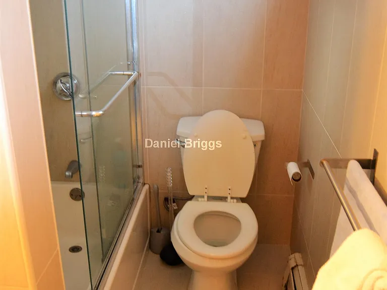 94 Pleasant St #1 — Photo 17