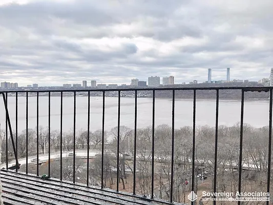 Rented by Sovereign Associates | media 2