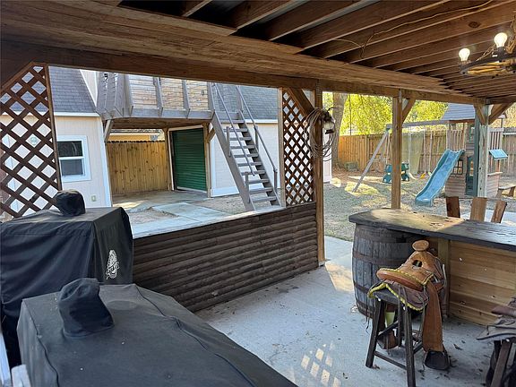 3rd image of 25434 Cedar Ln