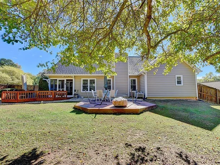 3940 Piper Glen Dr — Photo 47