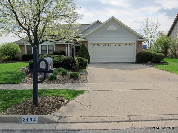 2484 Dutch Mill Dr, Fairborn, OH 45324