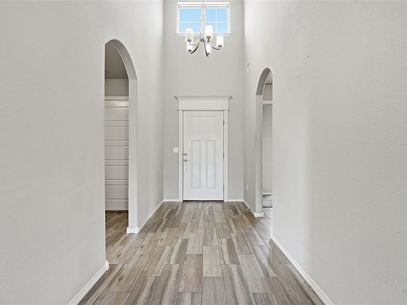 4th image of 6700 S 20th Pl