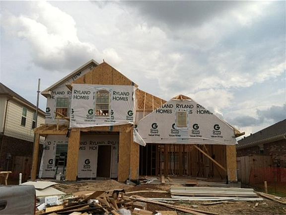 4th image of 21523 Prairie Crest Dr