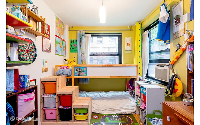 Sold by Douglas Elliman | media 17