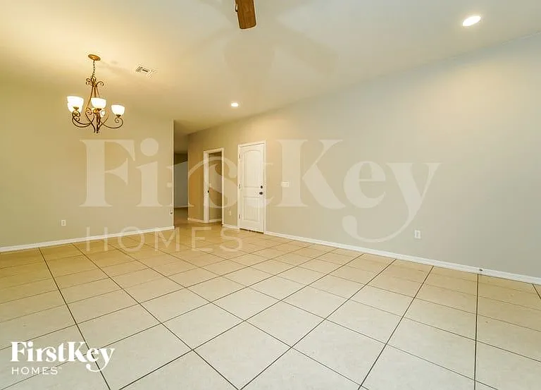 4711 W Countryside Way — Photo 4