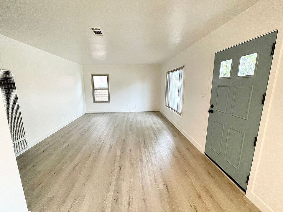1st image of 3337 Wisteria Dr