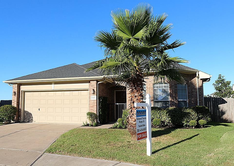 1st image of 7207 Menlo Creek Ct