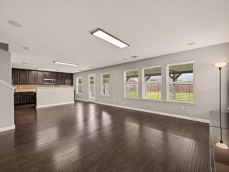 18302 Walden Gate Ln — Photo 12