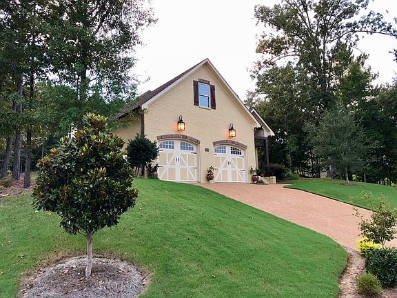 Smart exterior lighting