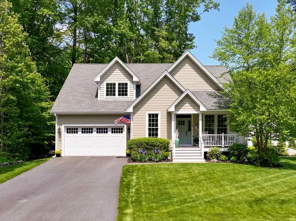 5 McCarron Drive, Hampton, NH 03842