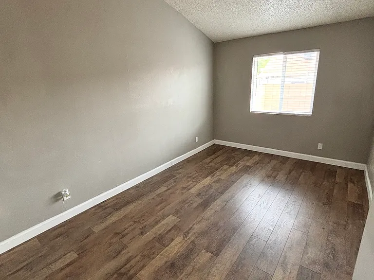 8931 W Desert Jewel Dr — Photo 12