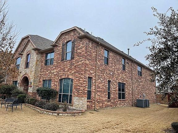 2nd image of 3331 Cedar Creek Trl