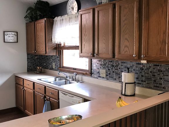 5th image of 1353 Taft Pl #6